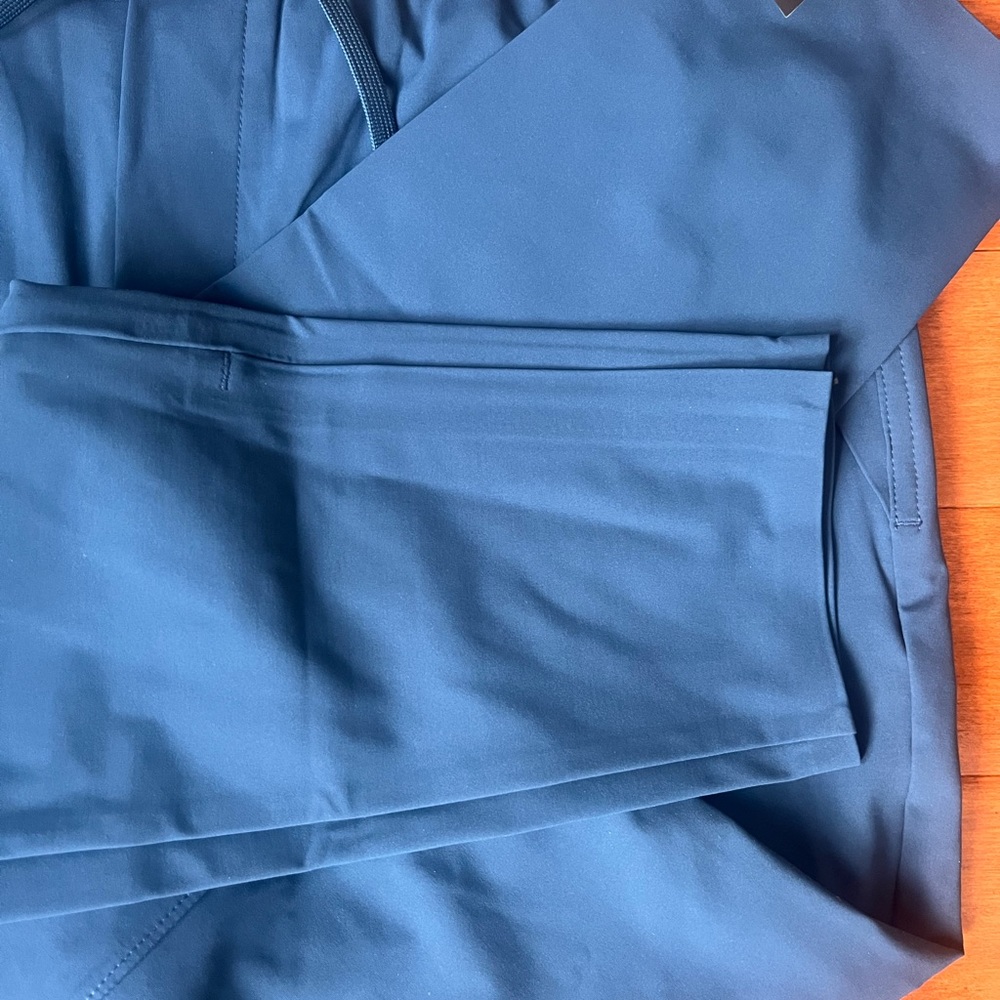 NWOT V2 Generation Ten Thousand Blue Interval Pant Size Medium & Extra Large - Picture 7 of 8